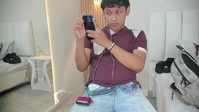 Snapshot of axel_ps chatting on October 23, 2025, 4:12 am axel ps online show from October 23, 2025, 4:12 am