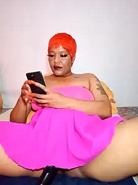 Snapshot of MayaMellow210 chatting on December 4, 2024, 3:21 pm MayaMellow210 online show from December 4, 2024, 3:21 pm