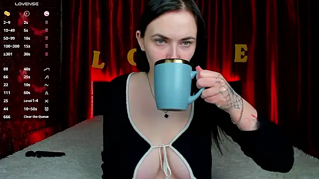 Witch Lady online show from February 19, 2026, 8:10 am