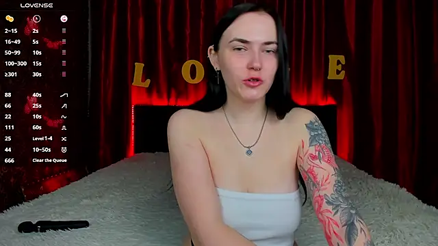 Witch Lady online show from February 28, 2026, 7:31 am