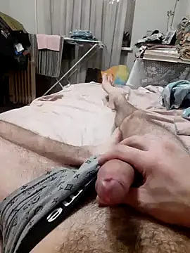 Snapshot of AndreiInsky chatting on January 3, 2025, 11:46 am AndreiInsky online show from January 3, 2025, 11:46 am