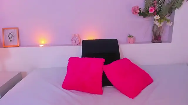 Snapshot of AmyBarton02 chatting on December 14, 2024, 5:58 pm AmyBarton02 online show from December 14, 2024, 5:58 pm