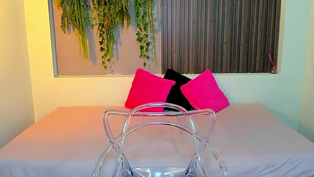 Snapshot of AmyBarton02 chatting on September 12, 2025, 3:45 pm AmyBarton02 online show from September 12, 2025, 3:45 pm