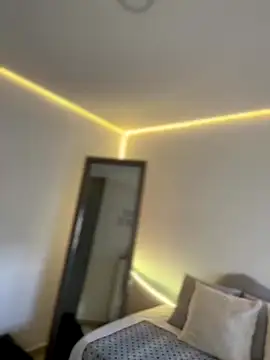 AmmyCollinsW online show from October 2, 2025, 8:38 pm