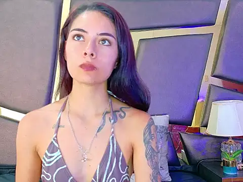 Snapshot of NicoleEsposito chatting on September 27, 2025, 12:54 pm NicoleEsposito online show from September 27, 2025, 12:54 pm