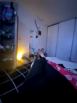 Snapshot of Zlyzloba21 chatting on September 25, 2025, 12:47 am Zlyzloba21 online show from September 25, 2025, 12:47 am