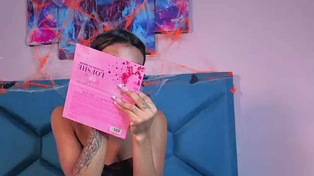 Snapshot of Kaataleya_horny chatting on October 25, 2025, 2:41 am Kaataleya horny online show from October 25, 2025, 2:41 am