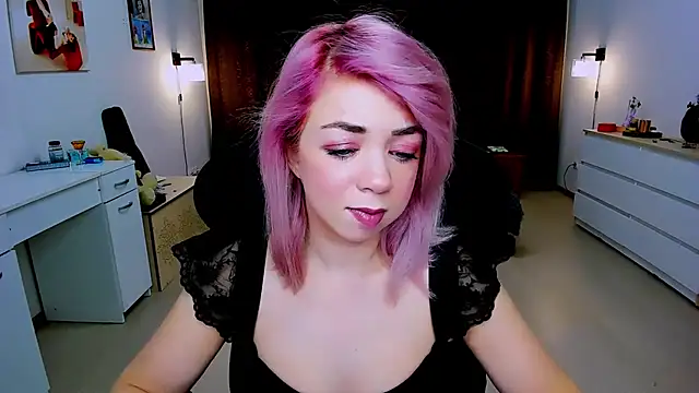 littleSiyfairy online show from December 7, 2024, 4:20 am