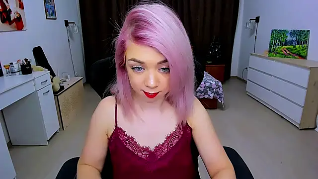 littleSiyfairy online show from December 16, 2024, 7:37 am