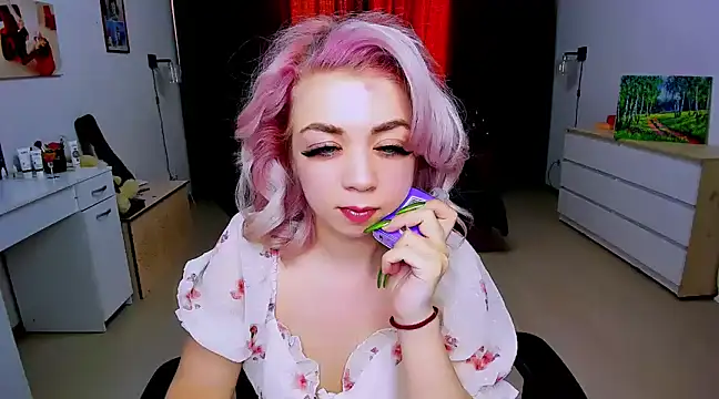 littleSiyfairy online show from December 23, 2024, 9:38 am