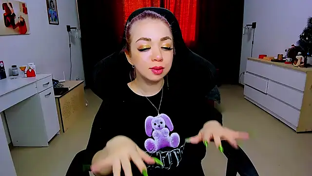 littleSiyfairy online show from January 13, 2025, 9:19 am