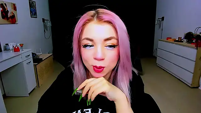 littleSiyfairy online show from January 20, 2025, 2:14 pm