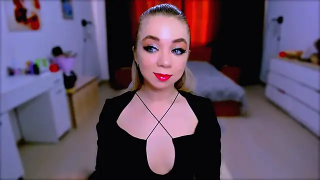 littleSiyfairy online show from September 17, 2025, 7:43 am