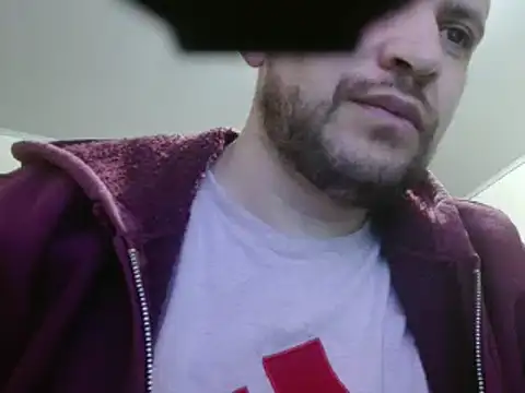 Snapshot of camiloking1720 chatting on February 15, 2025, 4:34 pm camiloking1720 online show from February 15, 2025, 4:34 pm