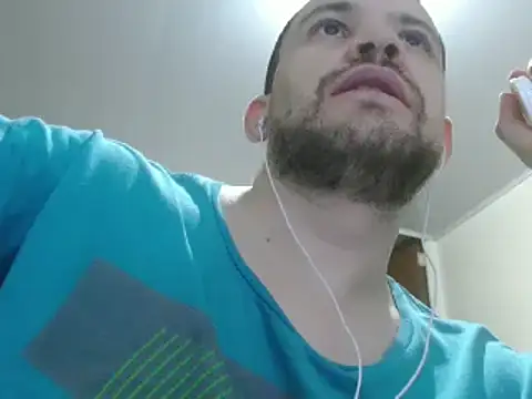 Snapshot of camiloking1720 chatting on February 28, 2025, 11:34 pm camiloking1720 online show from February 28, 2025, 11:34 pm