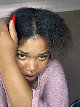 cardibabe online show from February 3, 2026, 12:10 pm