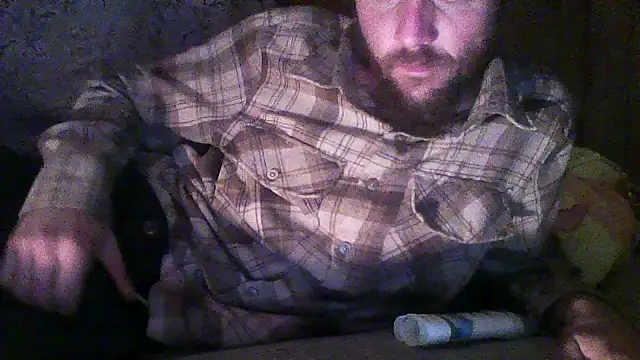 luke thighwalker2469 online show from November 18, 2025, 7:13 am