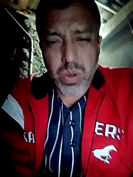 rodrig6987 1 online show from October 5, 2025, 2:43 am