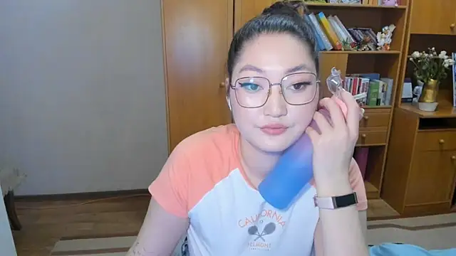 Snapshot of nliki4506 chatting on February 28, 2025, 12:43 am nliki4506 online show from February 28, 2025, 12:43 am