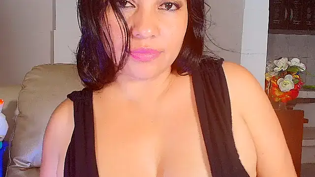 Snapshot of Natasha_Montero_ chatting on January 25, 2025, 5:51 pm Natasha Montero online show from January 25, 2025, 5:51 pm