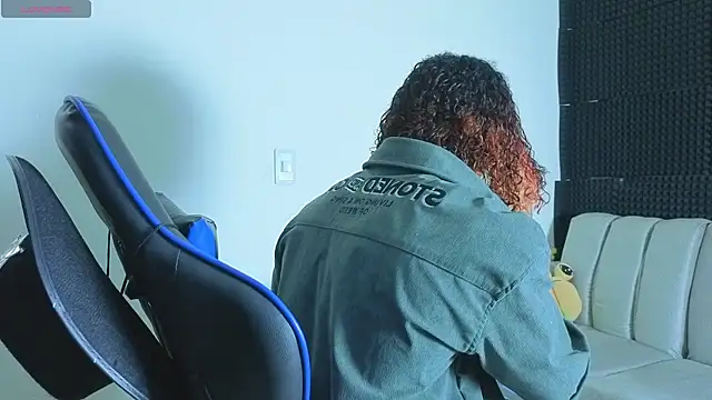 Snapshot of Demitryo chatting on September 24, 2025, 3:54 am Demitryo online show from September 24, 2025, 3:54 am