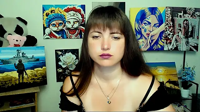 Snapshot of Darina_M_ chatting on July 3, 2026, 4:30 am Darina M online show from July 3, 2026, 4:30 am
