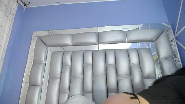 Snapshot of angelina_ny chatting on January 17, 2025, 8:44 pm angelina ny online show from January 17, 2025, 8:44 pm