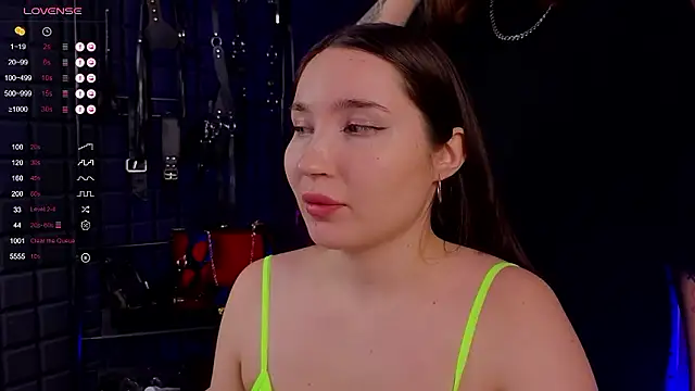 Snapshot of domDani_subMay chatting on December 3, 2024, 5:23 pm domDani subMay online show from December 3, 2024, 5:23 pm