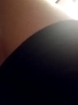 Snapshot of Mihscat chatting on December 3, 2025, 12:18 am Mihscat online show from December 3, 2025, 12:18 am