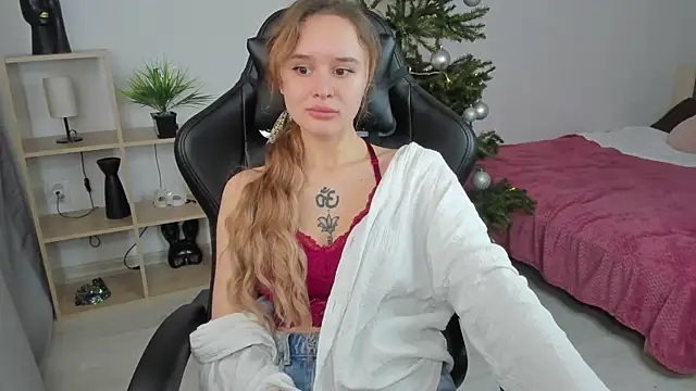 alicexforever online show from December 19, 2024, 7:40 am