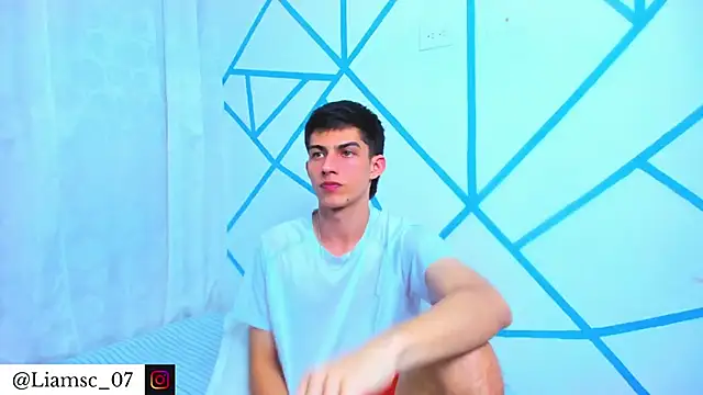 liam scott77 online show from February 1, 2026, 1:37 am