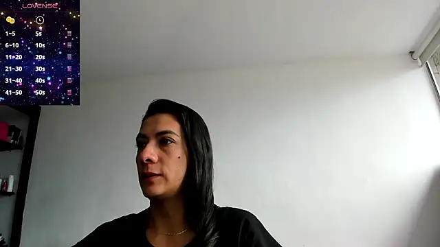 sara maisa online show from December 14, 2024, 2:21 pm