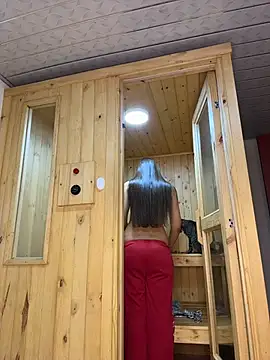 Barbielatinas online show from March 2, 2026, 1:40 pm