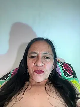 Freya Artemisa online show from May 27, 2026, 1:57 am