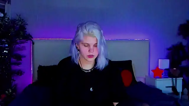 JoannLowe online show from January 5, 2025, 9:14 pm