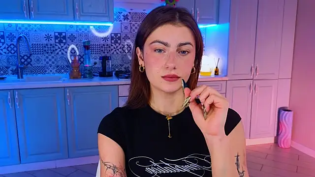 Snapshot of tomorrows_day chatting on September 25, 2025, 9:18 pm tomorrows day online show from September 25, 2025, 9:18 pm