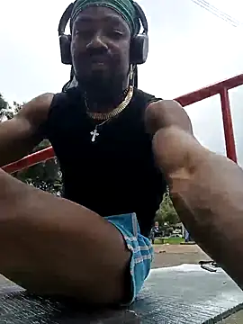 Snapshot of Siriss_boyrag chatting on March 8, 2025, 5:43 pm Siriss boyrag online show from March 8, 2025, 5:43 pm