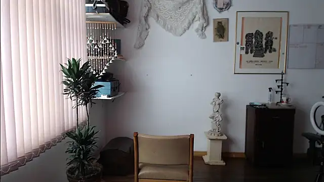 Snapshot of Siriss_boyrag chatting on October 18, 2025, 2:18 pm Siriss boyrag online show from October 18, 2025, 2:18 pm