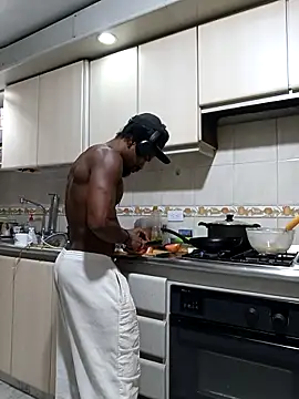 Snapshot of Siriss_boyrag chatting on November 7, 2025, 4:23 am Siriss boyrag online show from November 7, 2025, 4:23 am