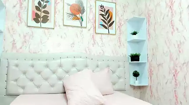 Snapshot of VICTORIA_HOUSTON chatting on January 22, 2025, 9:35 am VICTORIA HOUSTON online show from January 22, 2025, 9:35 am