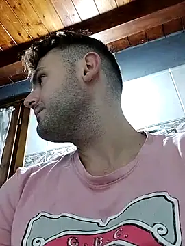 Snapshot of TheKing966 chatting on September 27, 2025, 5:56 am TheKing966 online show from September 27, 2025, 5:56 am