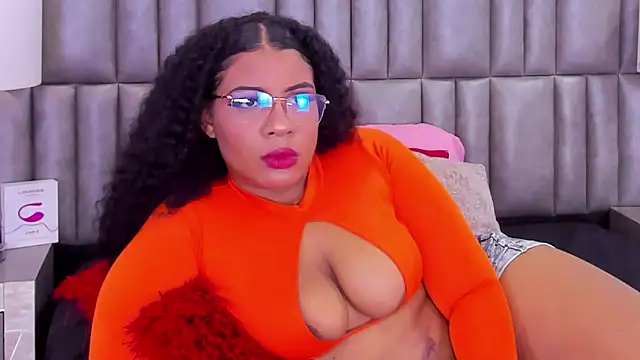 Snapshot of MelannyTylor chatting on January 25, 2025, 4:02 am MelannyTylor online show from January 25, 2025, 4:02 am