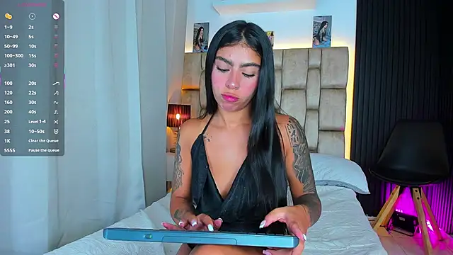 little sophie18 online show from March 30, 2026, 4:08 pm