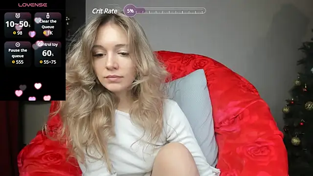 foxy blond online show from January 13, 2025, 9:19 am