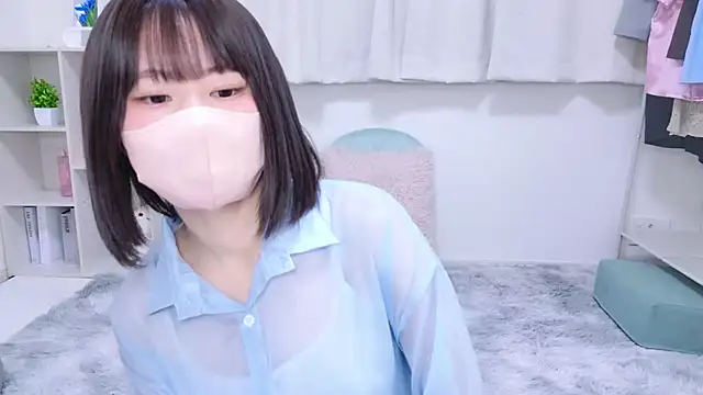 Snapshot of Im_Yu-na chatting on March 16, 2025, 1:27 pm Im Yu-na online show from March 16, 2025, 1:27 pm