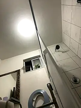 Snapshot of kevinsito1 chatting on September 18, 2025, 2:35 am kevinsito1 online show from September 18, 2025, 2:35 am