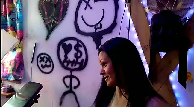 Snapshot of KRYZTALYNXXX chatting on January 7, 2025, 6:24 pm KRYZTALYNXXX online show from January 7, 2025, 6:24 pm