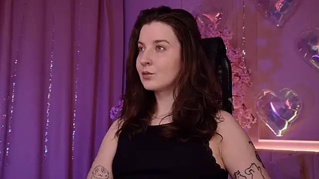 Snapshot of JackieByrd chatting on February 22, 2026, 4:05 pm JackieByrd online show from February 22, 2026, 4:05 pm