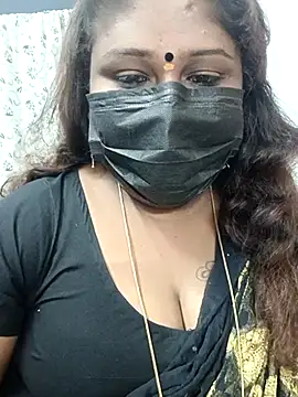 Snapshot of simran21 chatting on March 7, 2025, 7:05 pm simran21 online show from March 7, 2025, 7:05 pm