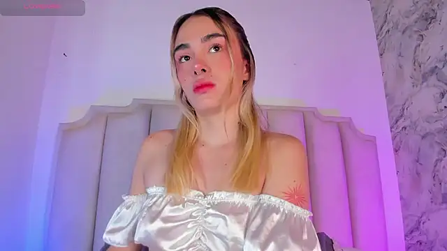 Lucy Vega online show from January 13, 2025, 5:23 am